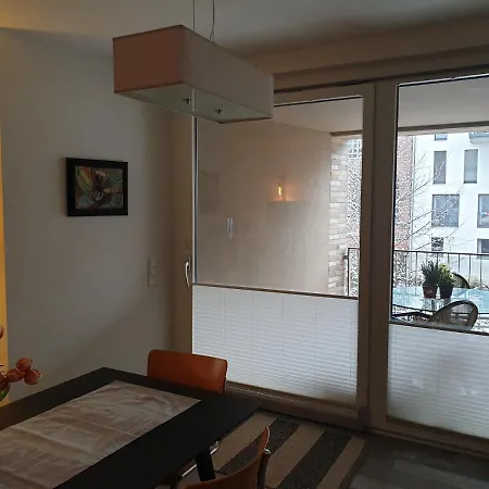 Wohnen Am Flußufer Apartment