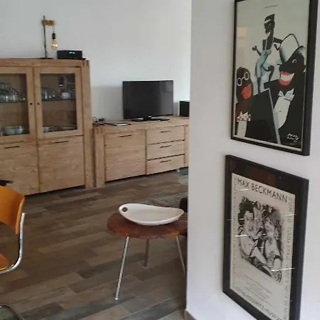 Wohnen Am Flußufer Apartment